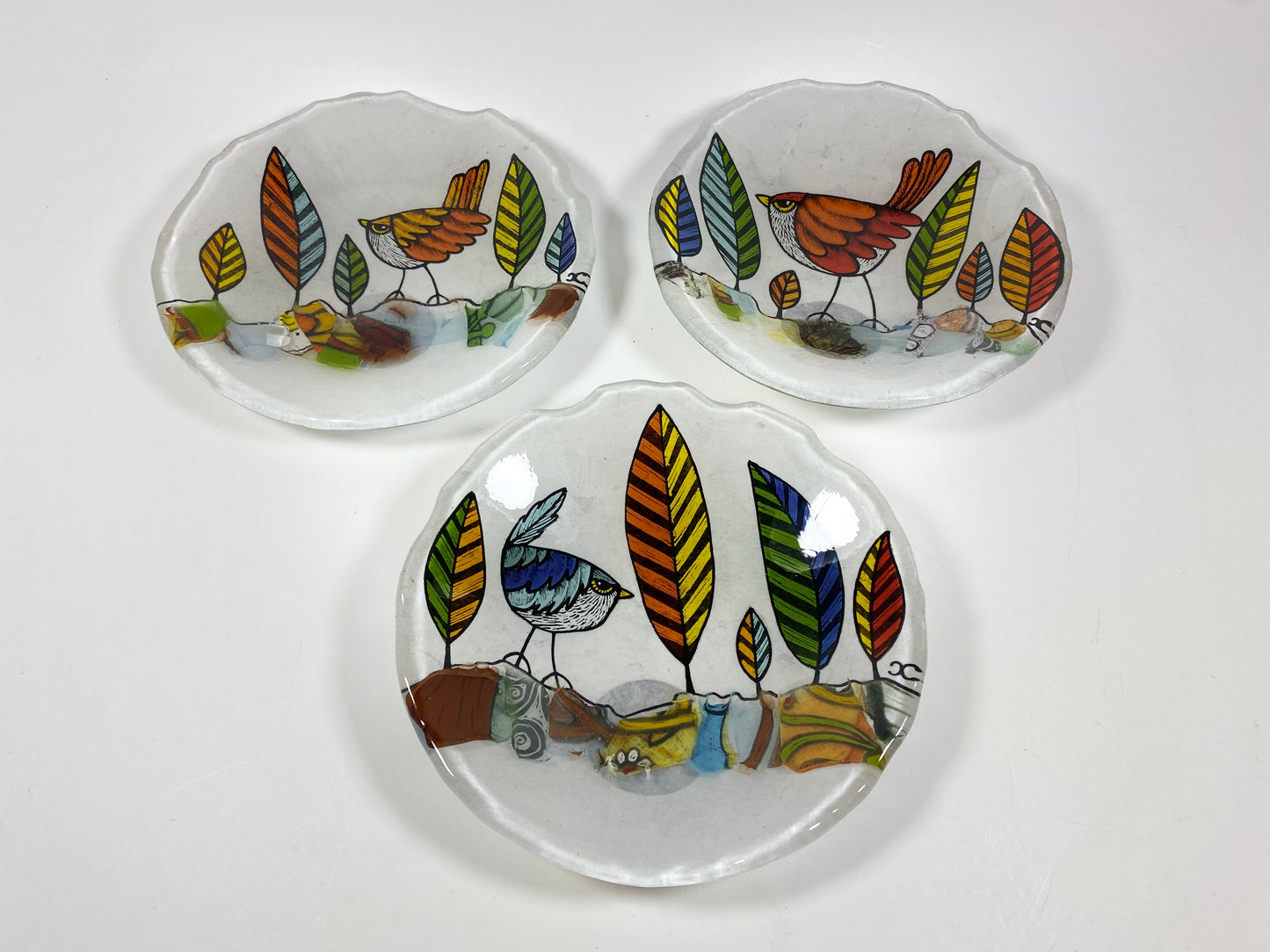 6" bowl Feather Series by Silly Dog Art Glass